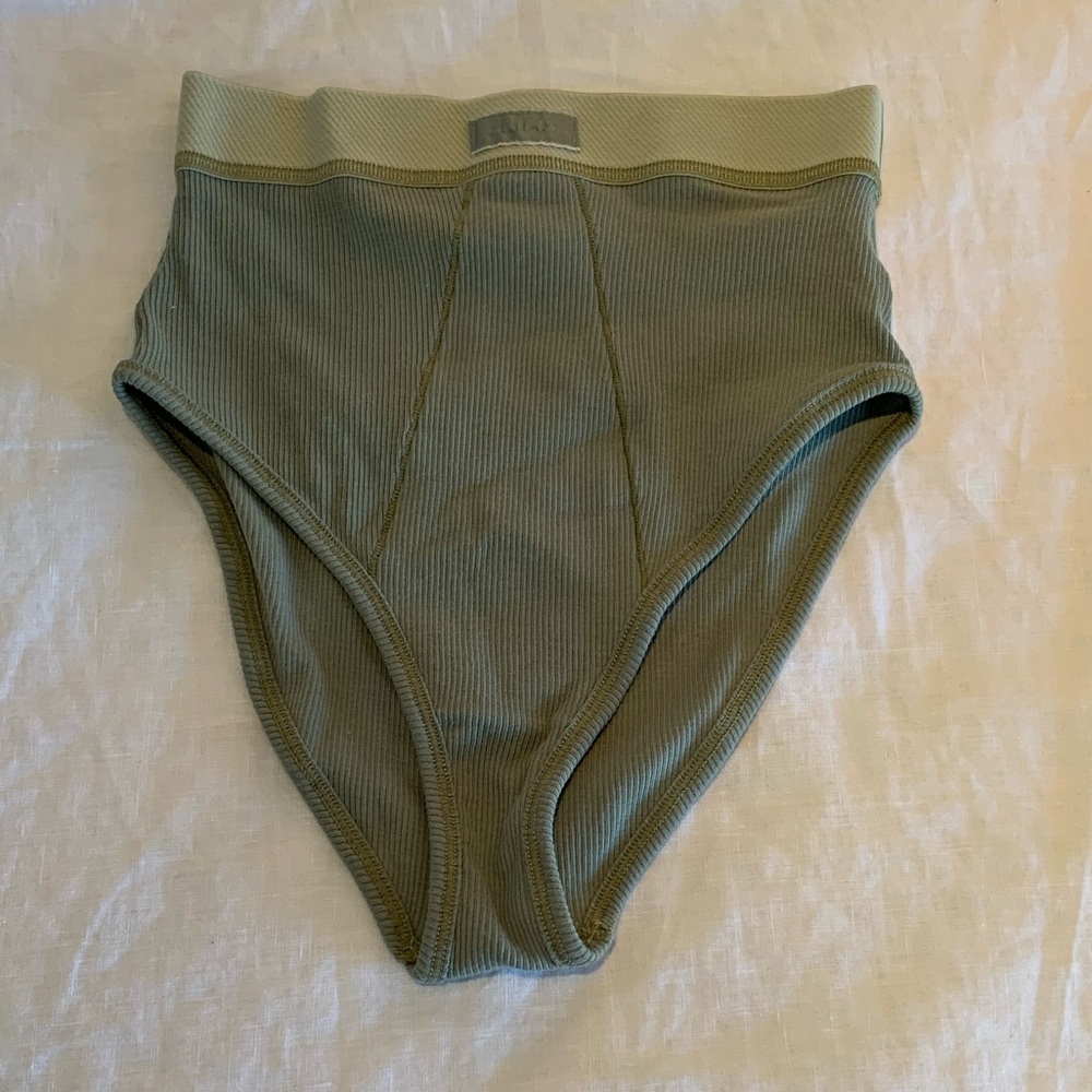 Skims cotton rib brief XS